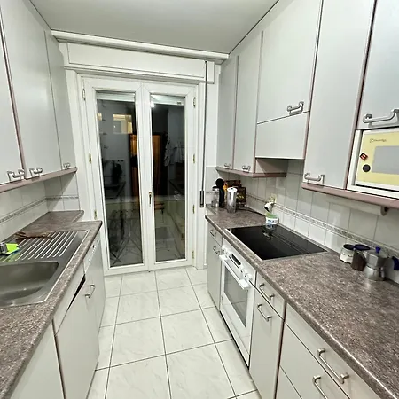 Appartement 5 Min In - Euer Neues Zuhause In Berne